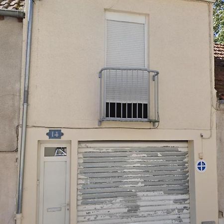 Le Berry - Maison de ville - Wifi - Parking privé Bourges Esterno foto